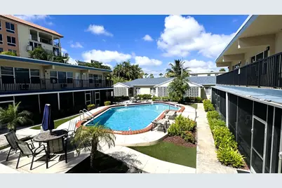 1960 NE 1st Street #Unit 7d, Deerfield Beach, FL 33441 - Photo 2