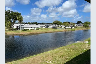 192 Monaco D, Delray Beach, FL 33446 - Photo 4