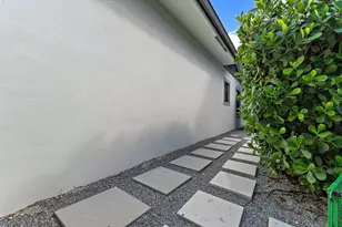 2908 Gin Berry Way, West Palm Beach, FL 33401 - Photo 50