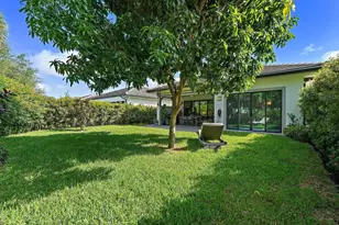 2908 Gin Berry Way, West Palm Beach, FL 33401 - Photo 44