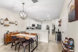 1094 Pinewood Lake Ct, Greenacres, FL 33415 - Photo 6