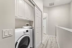 1094 Pinewood Lake Ct, Greenacres, FL 33415 - Photo 22