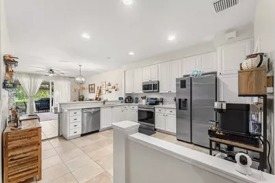 1094 Pinewood Lake Court, Greenacres, FL 33415 - Photo 4