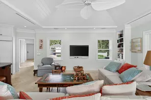 2010 Club Dr, Vero Beach, FL 32963 - Photo 20