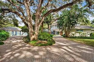 2010 Club Dr, Vero Beach, FL 32963 - Photo 8