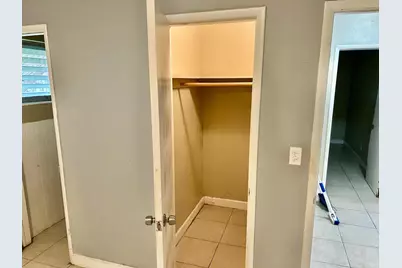 2201 N 57th Avenue, Hollywood, FL 33021 - Photo 10