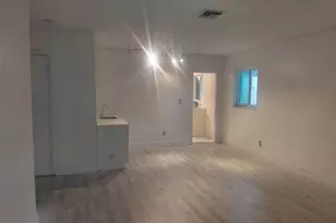 2828 NW 9th Pl, Fort Lauderdale, FL 33311 - Photo 8