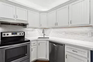 3560 Pine Tree Ct, Greenacres, FL 33463 - Photo 10