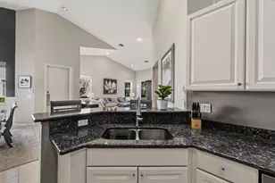 8132 Carnoustie Pl, Port Saint Lucie, FL 34986 - Photo 10