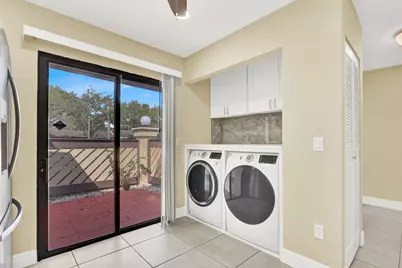 10 Bay Cedar Court, Royal Palm Beach, FL 33411 - Photo 12