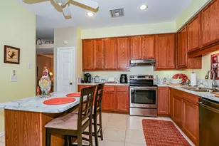 335 Hawthorne Ln, Vero Beach, FL 32962 - Photo 12