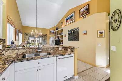 111 N North Lakeshore Drive, Hypoluxo, FL 33462 - Photo 6