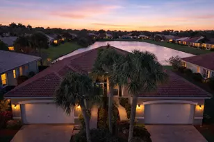 10665 Royal Caribbean Cir, Boynton Beach, FL 33437 - Photo 2