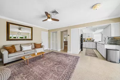 670 Elm Tree Lane, Boca Raton, FL 33486 - Photo 18