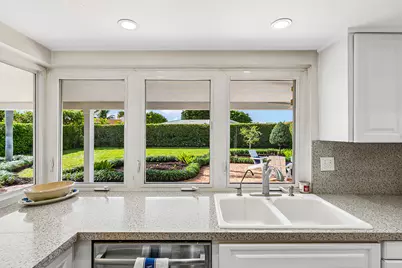 670 Elm Tree Lane, Boca Raton, FL 33486 - Photo 22