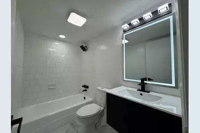 809 W Oakland Park Boulevard #J10, Wilton Manors, FL 33311 - Photo 8