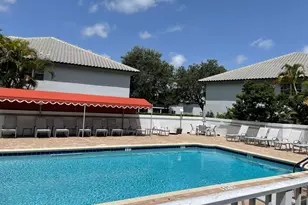 11530 Briarwood Cir, Boynton Beach, FL 33437 - Photo 6