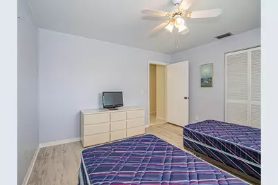 400 18th Street #F7, Vero Beach, FL 32960 - Photo 12