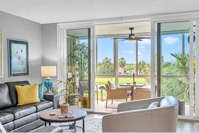 3970 Oaks Clubhouse Drive #401, Pompano Beach, FL 33069 - Photo 10