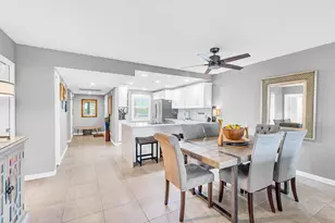 3970 Oaks Clubhouse Dr, Pompano Beach, FL 33069 - Photo 8