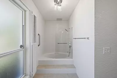 2810 NE 52nd Street, Fort Lauderdale, FL 33308 - Photo 10