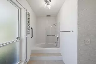 2810 NE 52nd St, Fort Lauderdale, FL 33308 - Photo 10