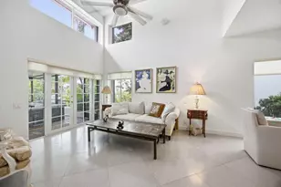 5544 Fox Hollow Dr, Boca Raton, FL 33486 - Photo 4