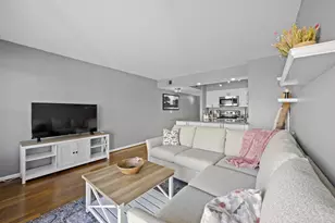 179 Cypress Point Dr, Palm Beach Gardens, FL 33418 - Photo 6