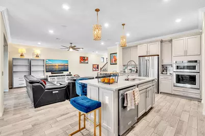 7921 NW 82nd Court, Tamarac, FL 33321 - Photo 6