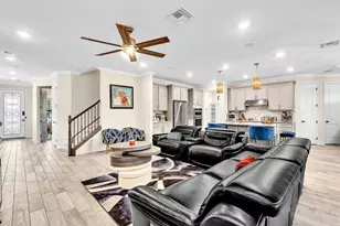 7921 NW 82nd Ct, Tamarac, FL 33321 - Photo 12