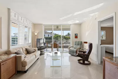 750 NE Spanish River Boulevard #201, Boca Raton, FL 33431 - Photo 6