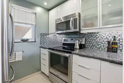750 NE Spanish River Boulevard #201, Boca Raton, FL 33431 - Photo 10