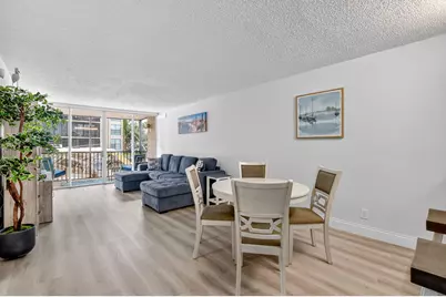 8 Royal Palm Way #107, Boca Raton, FL 33432 - Photo 6