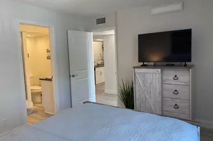 8 Royal Palm Way, Boca Raton, FL 33432 - Photo 38