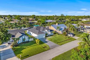 632 SE Seahouse Dr, Port Saint Lucie, FL 34983 - Photo 40