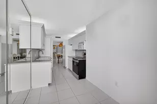 4200 N Ocean Dr, Singer Island, FL 33404 - Photo 28
