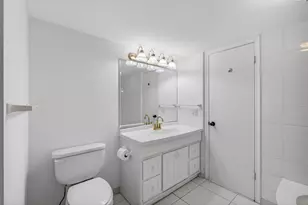 4200 N Ocean Dr, Singer Island, FL 33404 - Photo 42