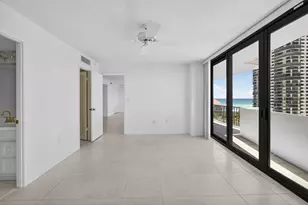 4200 N Ocean Dr, Singer Island, FL 33404 - Photo 36