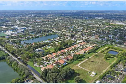 8445 Phoenician Court, Davie, FL 33328 - Photo 30