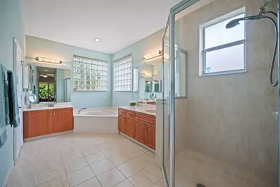 8445 Phoenician Court, Davie, FL 33328 - Photo 12