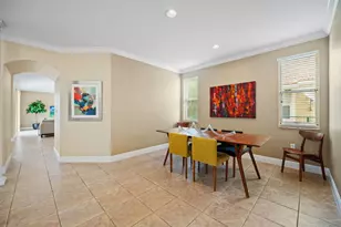 8445 Phoenician Ct, Davie, FL 33328 - Photo 4