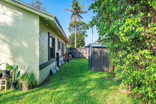 1510 Firethorn Dr, Wellington, FL 33414 - Photo 34