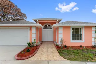 430 SE Thanksgiving Ave, Port Saint Lucie, FL 34984 - Photo 2