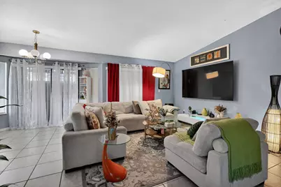 9721 W Daffodil Lane, Miramar, FL 33025 - Photo 4