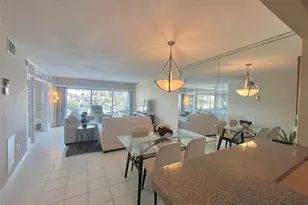 140 NE 28th Ave, Pompano Beach, FL 33062 - Photo 4