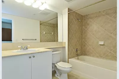 625 Casa Loma Boulevard #307, Boynton Beach, FL 33435 - Photo 6