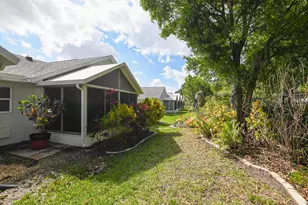 1187 NW Lombardy Dr, Port Saint Lucie, FL 34986 - Photo 38