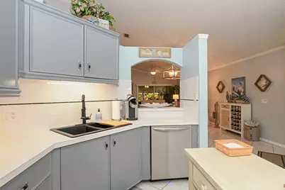 1187 NW Lombardy Drive, Port Saint Lucie, FL 34986 - Photo 14