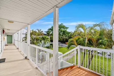 286 Cypress Point Drive, Palm Beach Gardens, FL 33418 - Photo 18