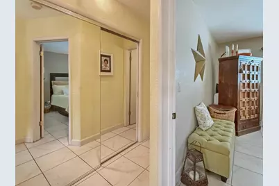 2607 NE 8th Avenue #25, Wilton Manors, FL 33334 - Photo 6